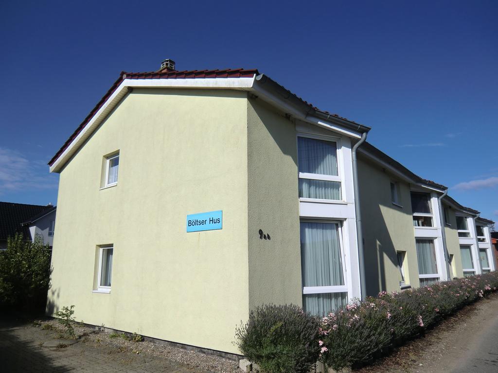 Boeltser Hus Ferienwohnungen Mit Strandkorb Und Kamin 10 Gehminuten Zum Kurtaxefreien Sandstrand Kraksdorf 外观 照片